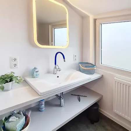 Friesenstrasse 13 Апартаменты *