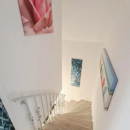 Friesenstrasse 13 *