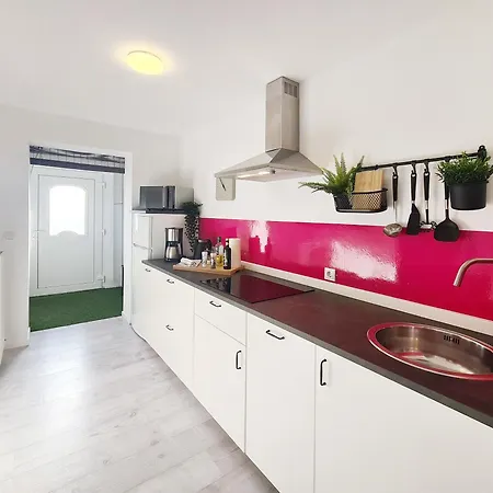Friesenstrasse 13 Апартаменты